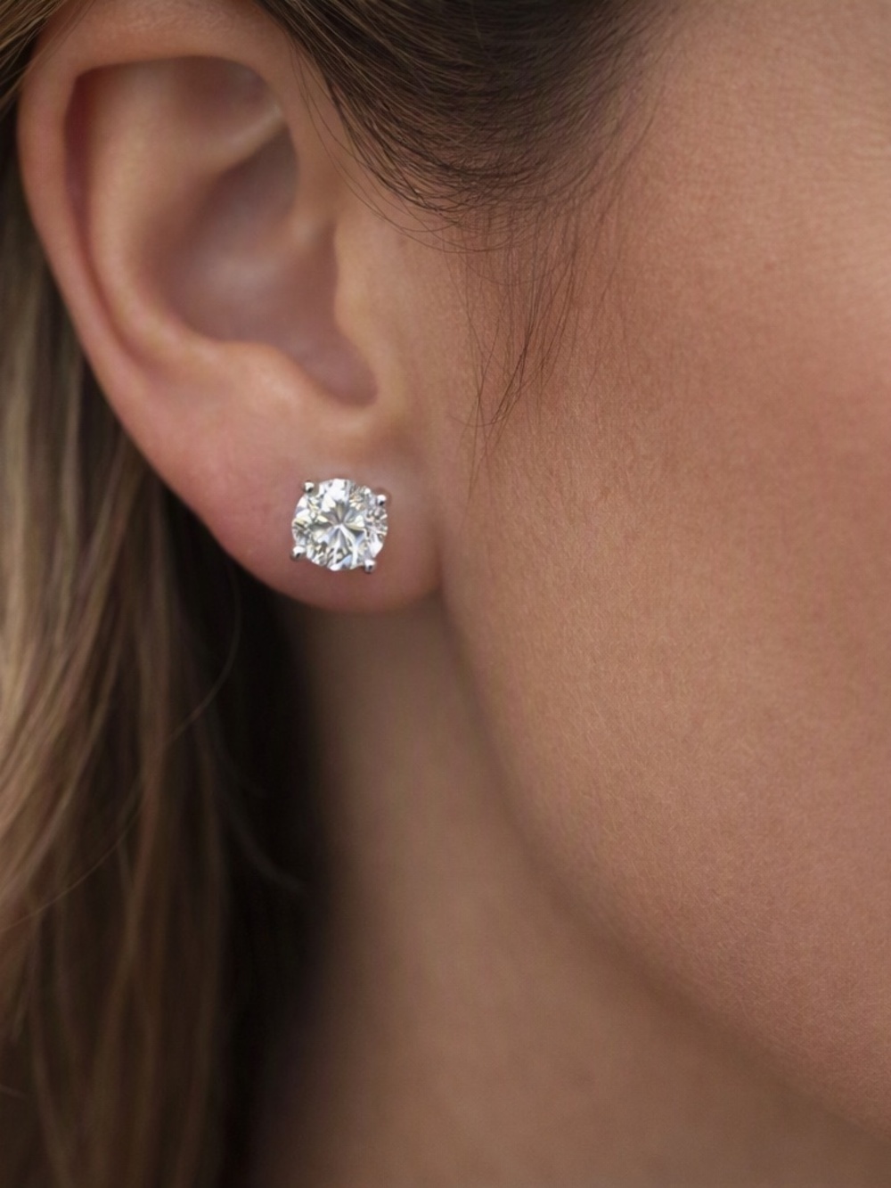 Classic Clear Cubic Zirconia Stud Earrings Silvertone setting- Unbranded